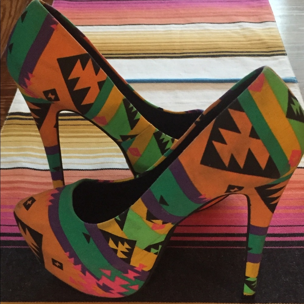 Meet your Posher, Lahela